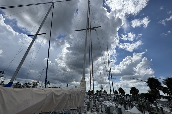 32ft Island Packet Yacht For Sale
