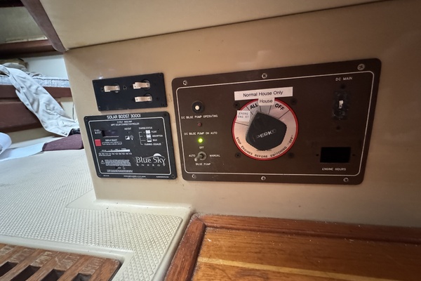 32ft Island Packet Yacht For Sale
