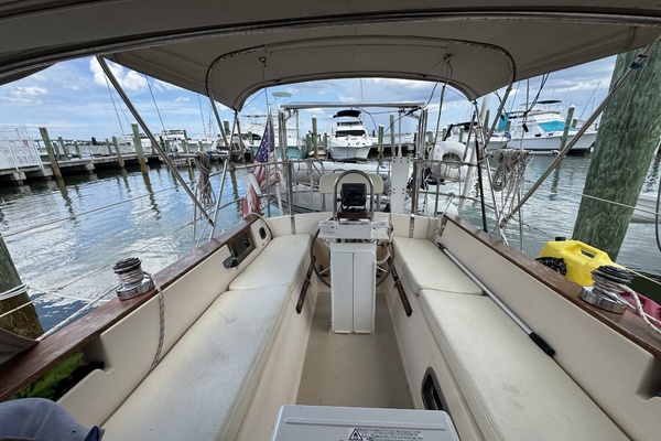 32ft Island Packet Yacht For Sale