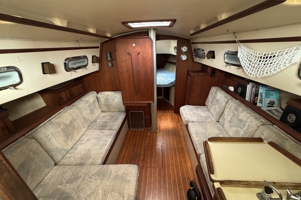 32ft Island Packet Yacht For Sale