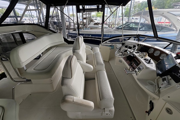 Lit l Dutchmen 39ft Silverton Yacht For Sale