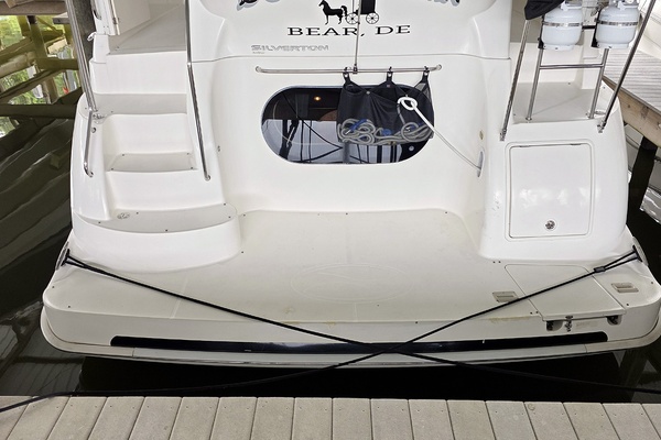 Lit l Dutchmen 39ft Silverton Yacht For Sale