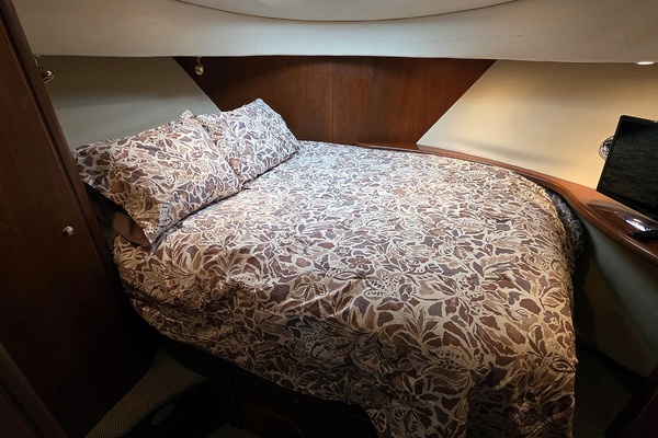 Lit l Dutchmen 39ft Silverton Yacht For Sale
