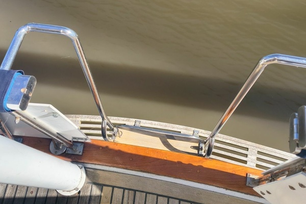 Sunset Fever 44ft DeFever Yacht For Sale