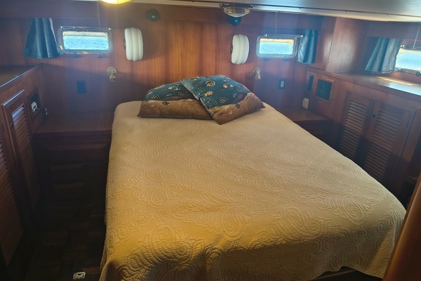 Sunset Fever 44ft DeFever Yacht For Sale