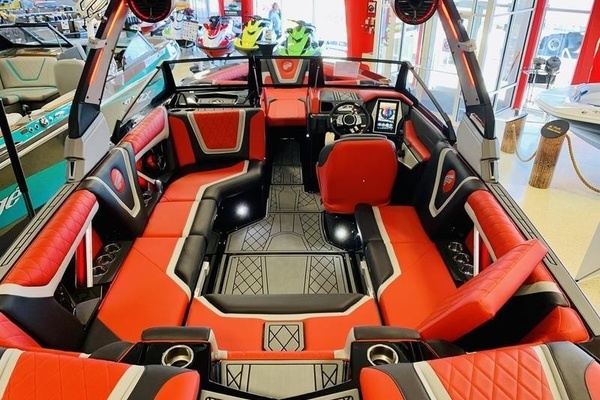 23ft Tige Yacht For Sale