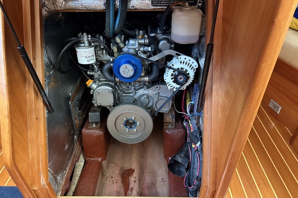 TAYAC 42ft Sabre Yacht For Sale