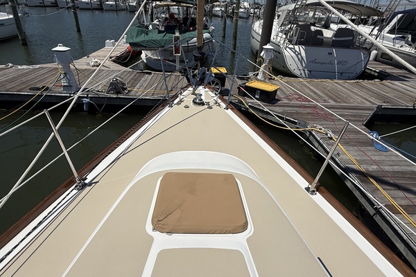 TAYAC 42ft Sabre Yacht For Sale