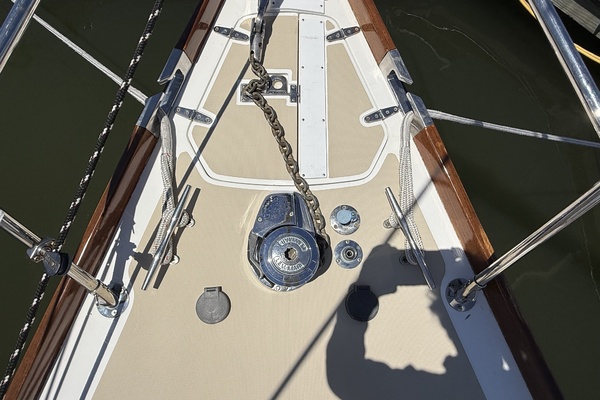 TAYAC 42ft Sabre Yacht For Sale
