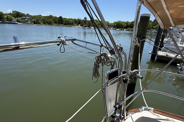 TAYAC 42ft Sabre Yacht For Sale