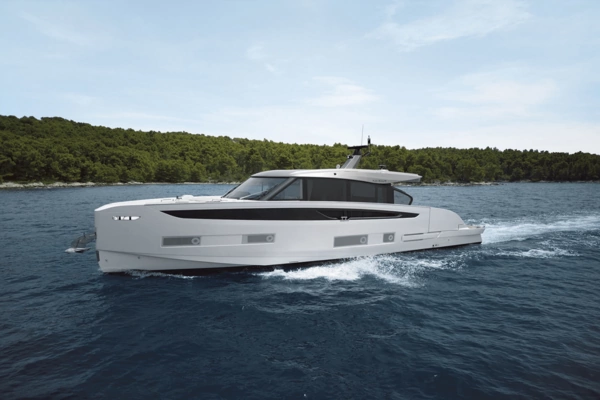 60-ft-Azimut-2027-Seadeck 6- Dania Beach Florida United States  yacht for sale