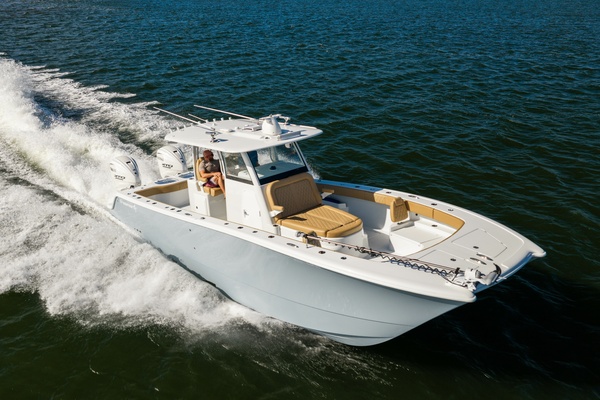 Scaled Back 32ft Freeman Yacht For Sale
