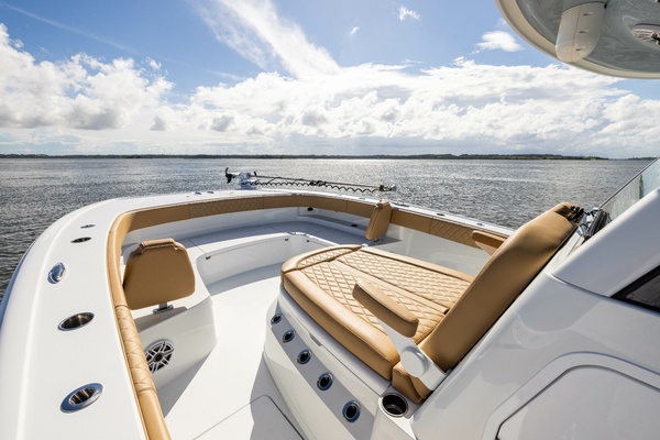 Scaled Back 32ft Freeman Yacht For Sale