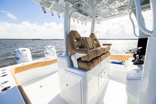 Scaled Back 32ft Freeman Yacht For Sale
