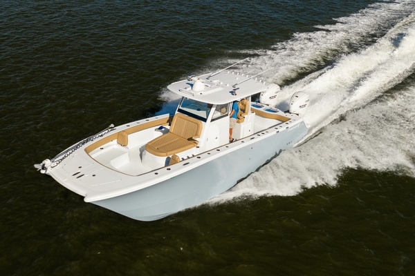Scaled Back 32ft Freeman Yacht For Sale