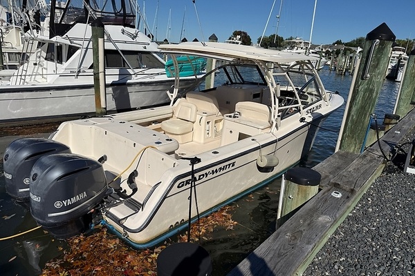 Starr 30ft Grady White Yacht For Sale