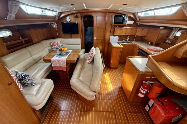 52ft Jeanneau Yacht For Sale