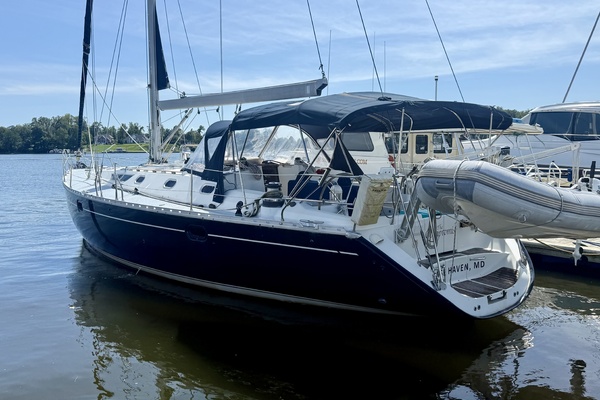 2001 Jeanneau 52