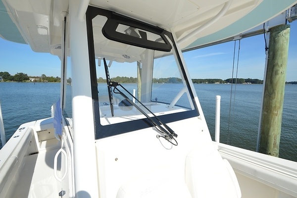 28ft Regulator Yacht For Sale