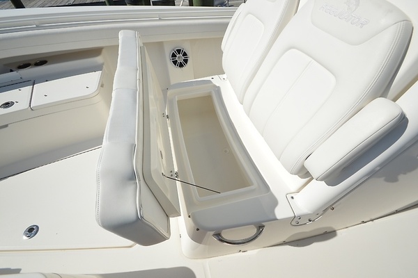 28ft Regulator Yacht For Sale