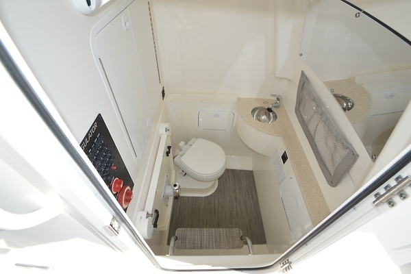 28ft Regulator Yacht For Sale