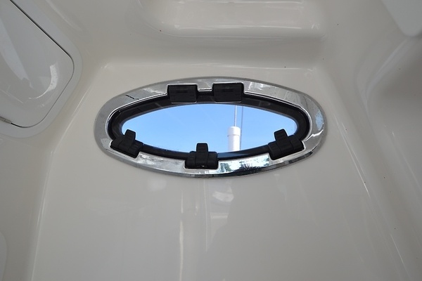 28ft Regulator Yacht For Sale