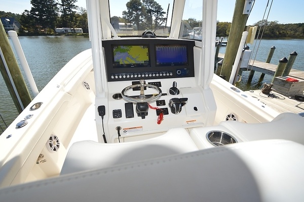 28ft Regulator Yacht For Sale