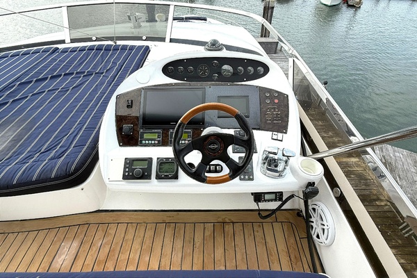 75ft Sunseeker Yacht For Sale