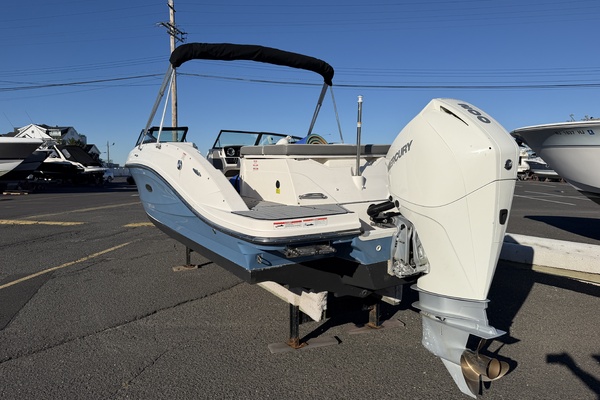 23ft Sea Ray Yacht For Sale