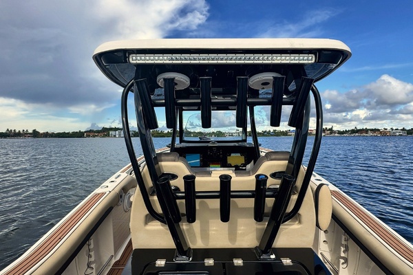 2019Tidewater 32 ft 320 CC Adventure