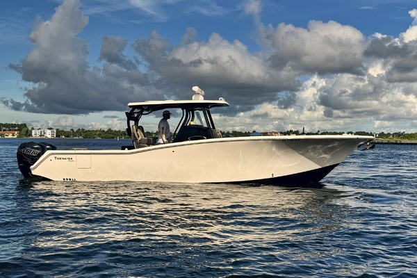 2019Tidewater 32 ft 320 CC Adventure