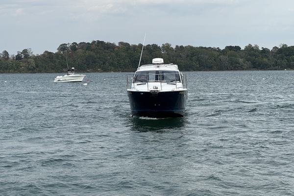 24ft Cutwater Yacht For Sale