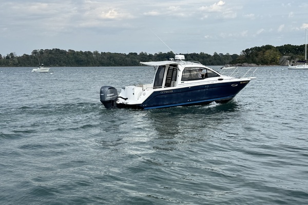 24ft Cutwater Yacht For Sale