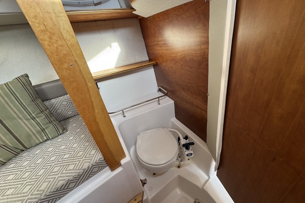 24ft Cutwater Yacht For Sale