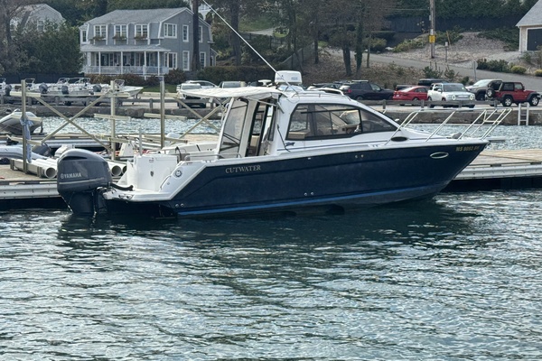 24ft Cutwater Yacht For Sale