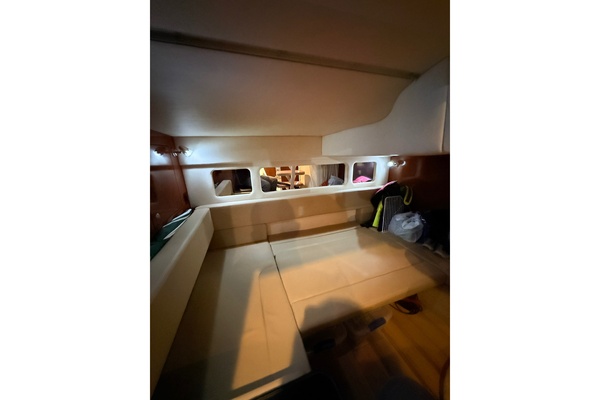 33ft Sea Ray Yacht For Sale