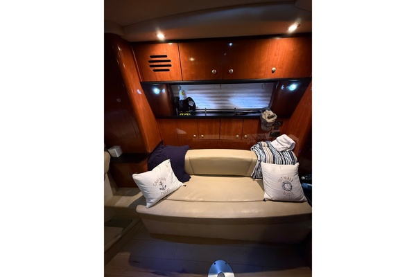 33ft Sea Ray Yacht For Sale