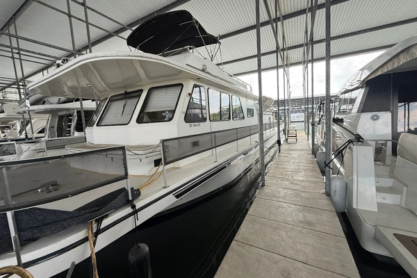 55-ft-Gibson-2003-5500 SERIES- Iuka Mississippi United States  yacht for sale