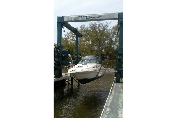 Fun After Fifty 27ft Sea Ray Yacht For Sale