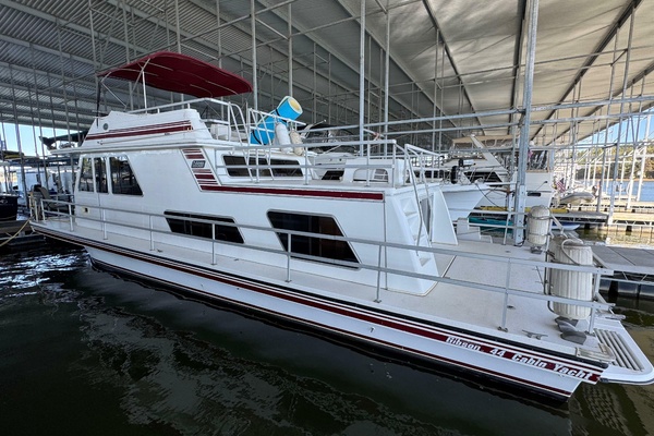 ANCHOR MANAGEMENT 44ft Gibson Yacht For Sale