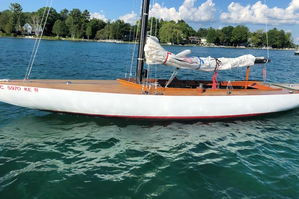 32-ft-Custom-1934-Northern Michigan (NM)- Harbor Springs Michigan United States  yacht for sale