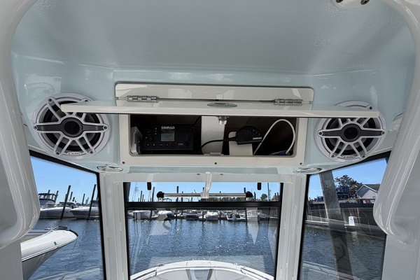 25ft Robalo Yacht For Sale