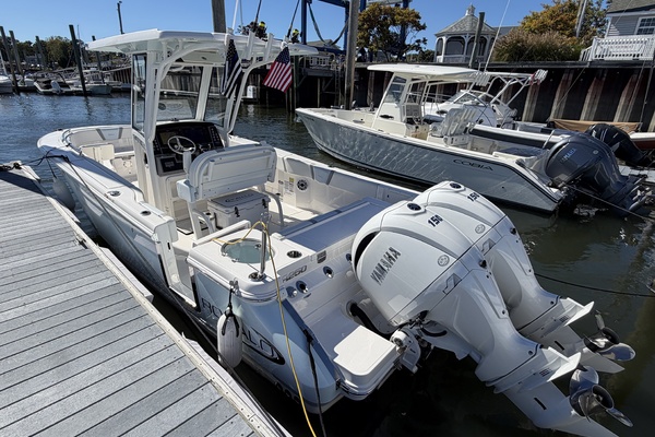 25ft Robalo Yacht For Sale