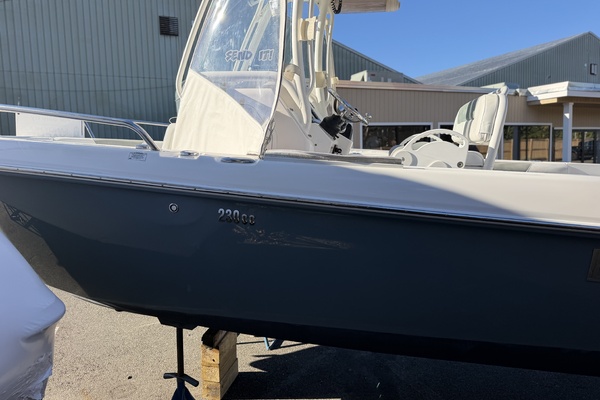 23ft Everglades Yacht For Sale