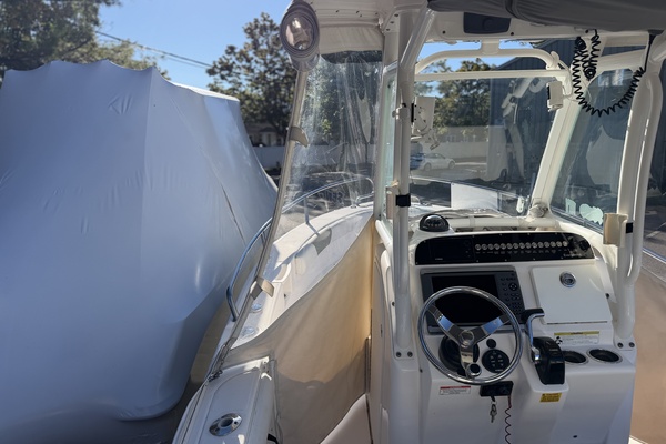 23ft Everglades Yacht For Sale