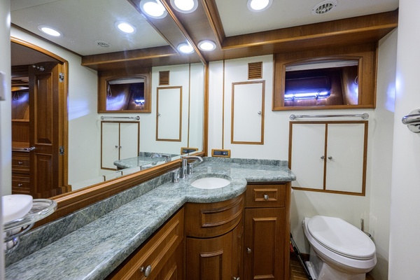 APRES SKI 72ft Grand Banks Yacht For Sale