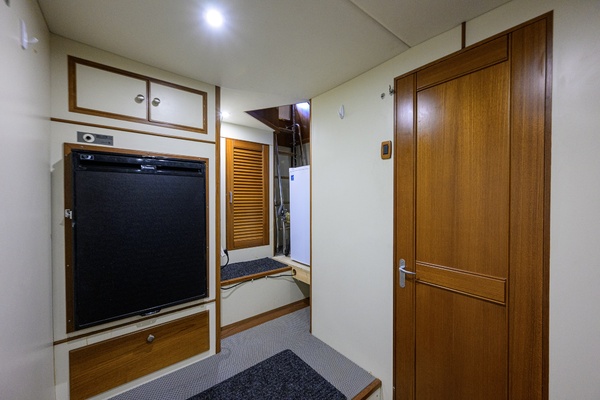 APRES SKI 72ft Grand Banks Yacht For Sale