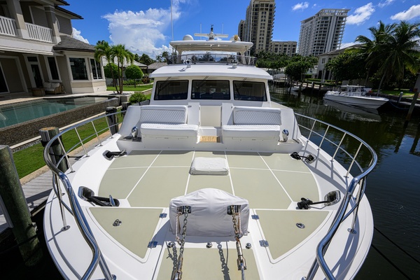 APRES SKI 72ft Grand Banks Yacht For Sale