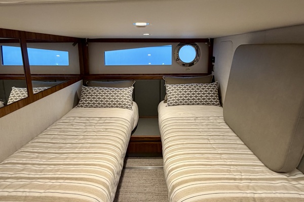 48ft Riviera Yacht For Sale