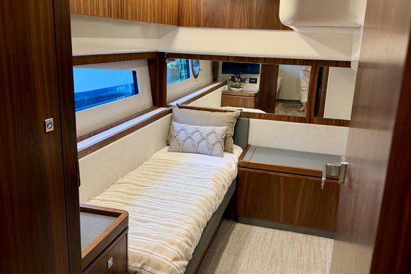 48ft Riviera Yacht For Sale